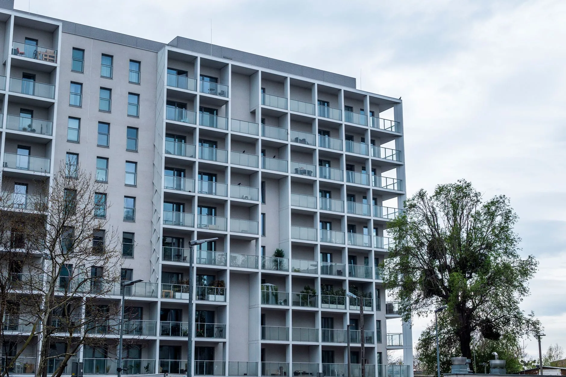 Şile’de modern konut binaları — Eyüp Tesisat su kaçağı tespiti ve tıkanıklık açma hizmet bölgesi